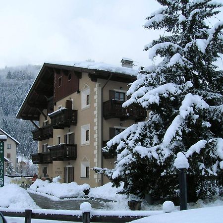 Alpi & Golf Hotel Bormio Eksteriør bilde